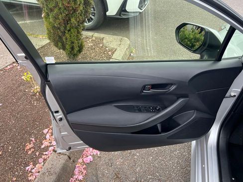 Certified 2023 Toyota Corolla LE w/ Carpet Mat Package (TMS) FWD image 10