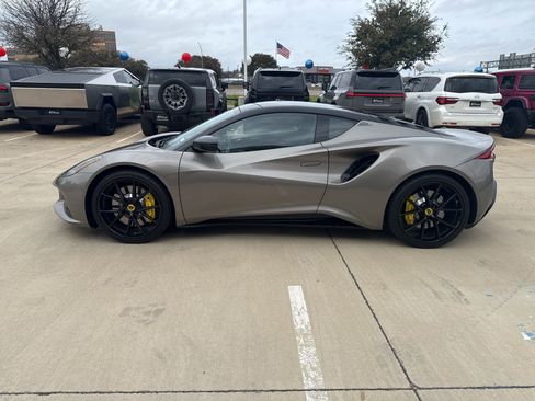 Used 2024 Lotus Emira First Edition image 3