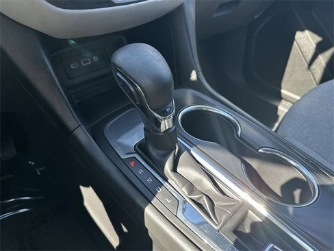 Used 2023 Chevrolet Equinox LT image 23