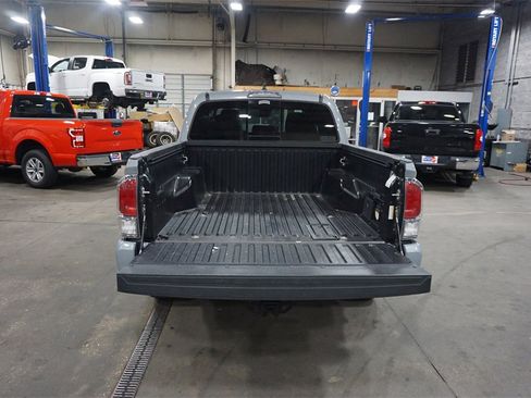 Used 2021 Toyota Tacoma TRD Sport image 16