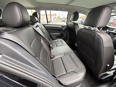 Used 2019 Volkswagen Golf Alltrack S AWD/4WD image 14