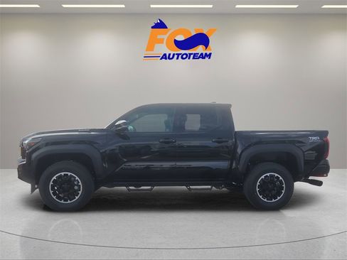New 2026 Toyota Tacoma TRD Off-Road image 2