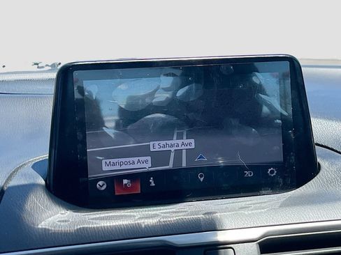 Used 2018 MAZDA MAZDA3 Touring FWD image 13
