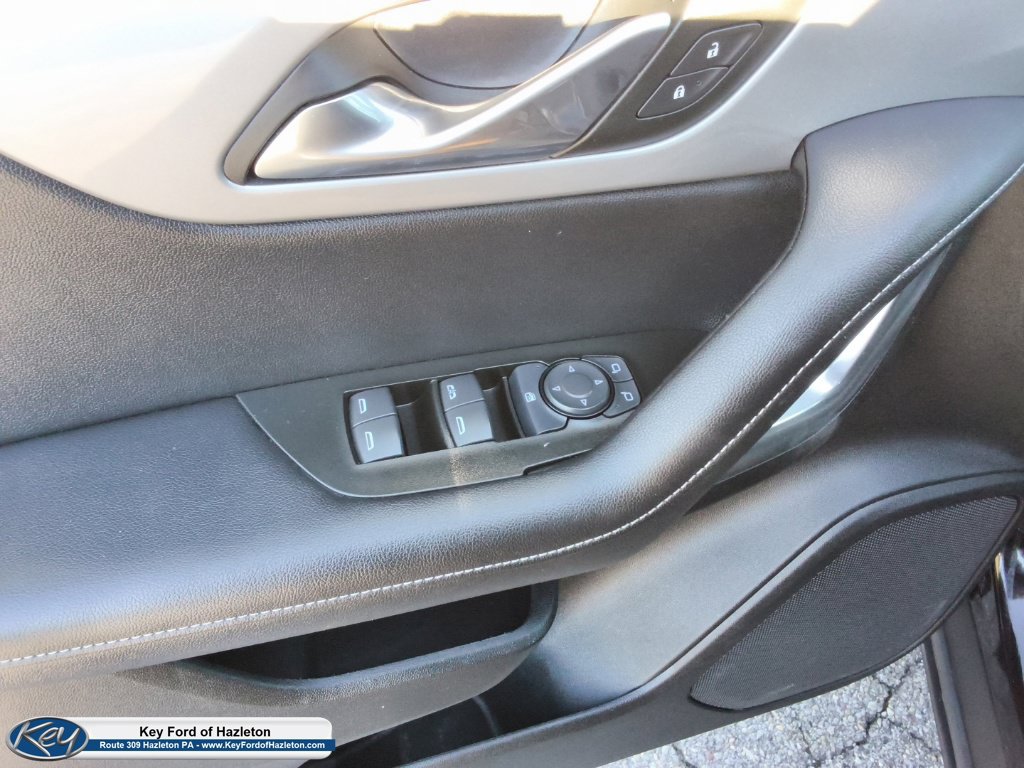 Used 2025 Chevrolet Blazer LT FWD image 22