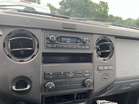 Certified 2023 Ford F650 2WD Regular Cab Super Duty image 15