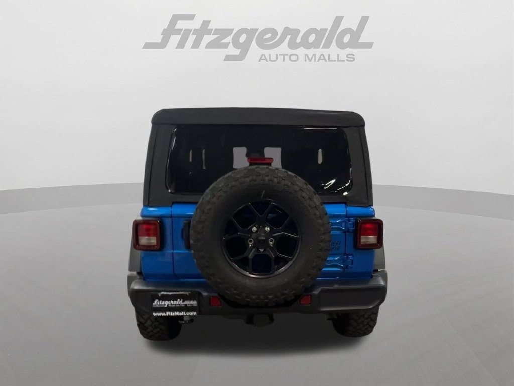 Used 2025 Jeep Wrangler Sport AWD/4WD image 7