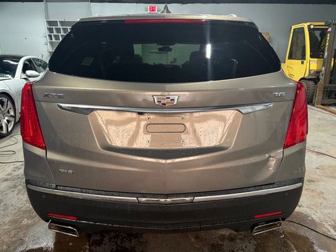 Used 2017 Cadillac XT5 Luxury w/ Driver Awareness Package image 6