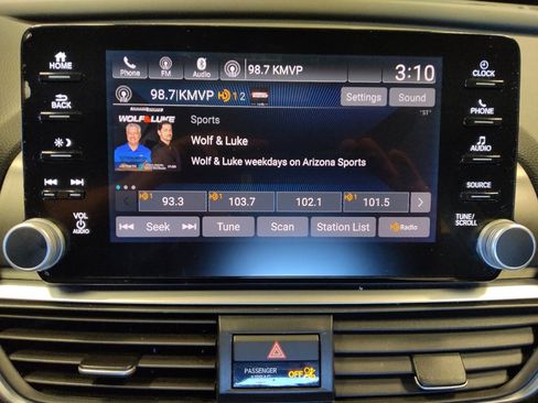 Used 2018 Honda Accord EX image 25