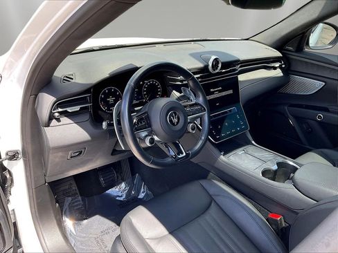 Used 2023 Maserati Grecale Modena AWD/4WD image 17