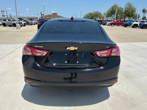 Used 2023 Chevrolet Malibu LT FWD image 4