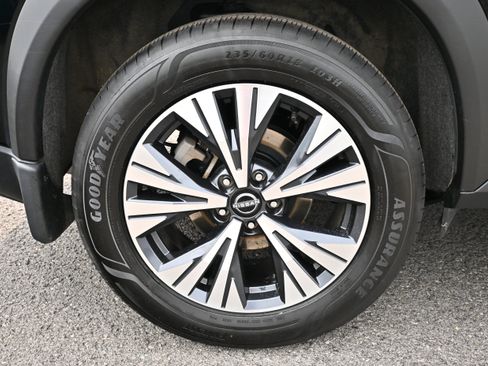 Certified 2023 Nissan Rogue SV AWD/4WD image 9