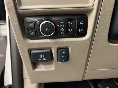 New 2025 Ford F150 Platinum w/ Equipment Group 703A Plus image 27