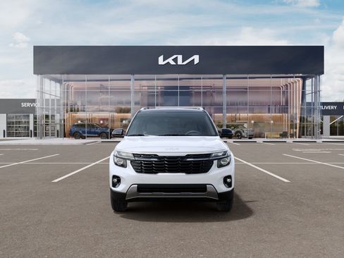 New 2026 Kia Seltos S AWD/4WD image 2