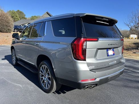 Certified 2025 GMC Yukon Denali image 23