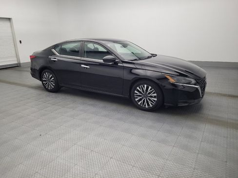 Used 2023 Nissan Altima 2.5 SV image 11