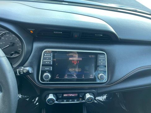 Used 2019 Nissan Kicks SR w/ SR Premium Package image 22