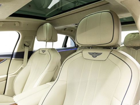 New 2026 Bentley Flying Spur Plug-In Hybrid image 31