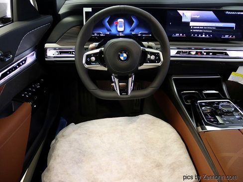 Used 2025 BMW 740i xDrive w/ Executive Package image 16