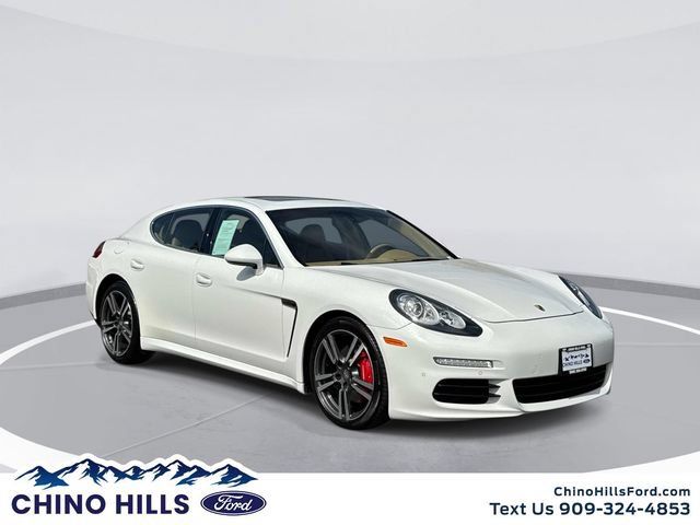 Used 2014 Porsche Panamera S RWD image 1