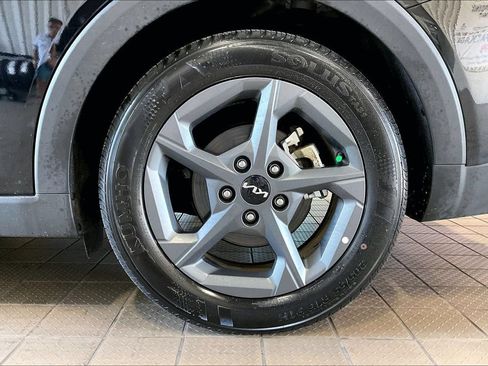 Used 2025 Kia K4 FWD image 30