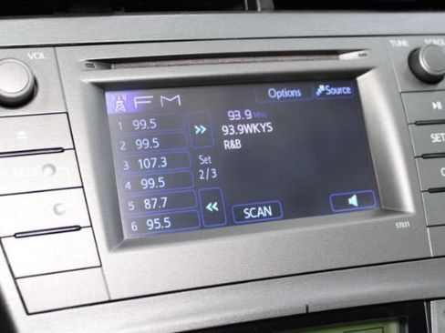 Used 2014 Toyota Prius Two FWD image 16