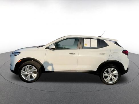Used 2025 Buick Encore GX Preferred image 9