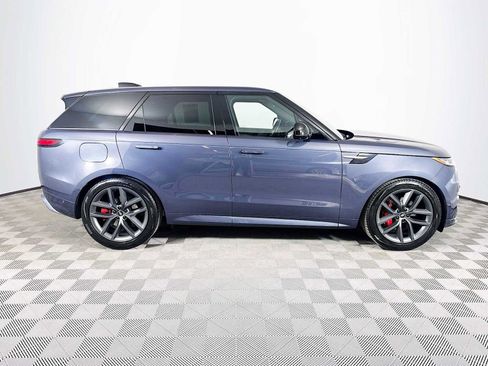 Used 2024 Land Rover Range Rover Sport Dynamic SE image 4