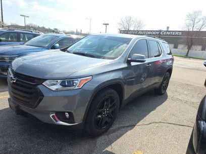 Used 2021 Chevrolet Traverse LT w/ LPO, Black Accent Package