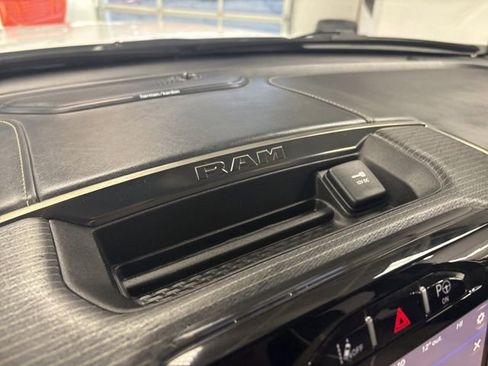 Used 2019 RAM 1500 Limited image 40