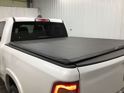 Used 2022 RAM 1500 Limited w/ Body-Colour Bumper Group image 43