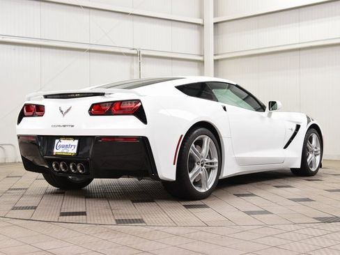 Used 2017 Chevrolet Corvette Stingray Coupe w/ 1LT image 8