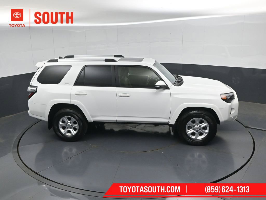 Used 2023 Toyota 4Runner SR5 Premium w/ Moonroof Package RWD image 46