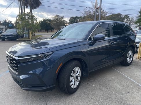 Used 2024 Honda CR-V LX image 1