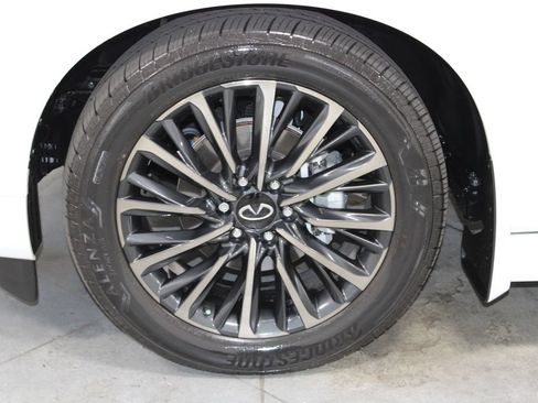 Used 2026 INFINITI QX80 Autograph w/ Autograph Exterior Package AWD/4WD image 22