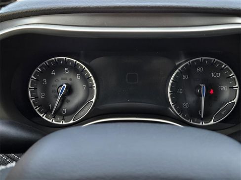 New 2026 Chrysler Pacifica Select image 20