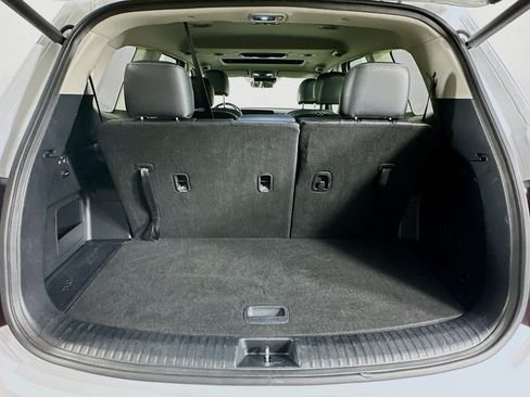 Used 2025 Kia Telluride S image 31