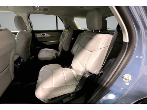 New 2026 Ford Explorer Active w/ Active Comfort Package AWD/4WD image 40