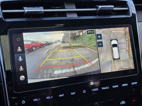 Used 2022 Hyundai Tucson Limited image 32