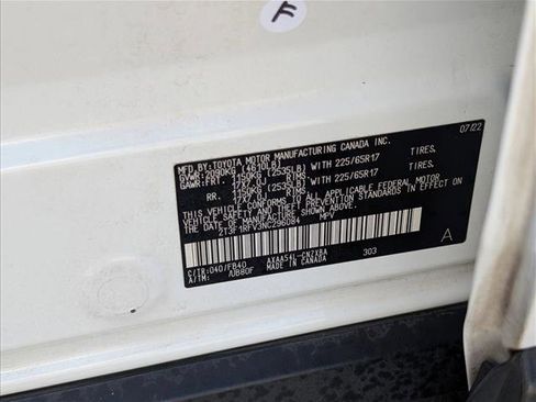 Used 2022 Toyota RAV4 LE AWD/4WD image 26