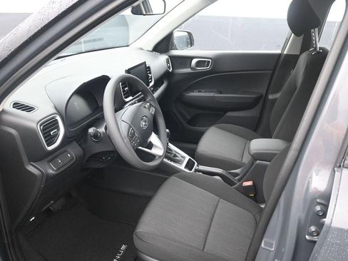 New 2026 Hyundai Venue SE FWD image 9