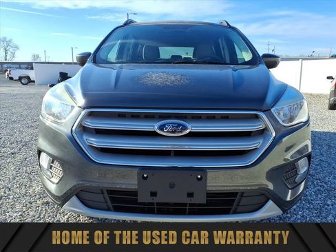Used 2018 Ford Escape SE image 2