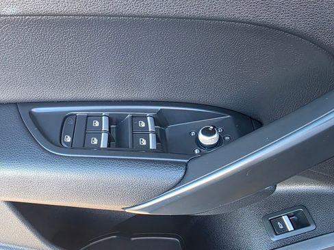 Used 2018 Audi Q5 2.0T Premium w/ Convenience Package image 28