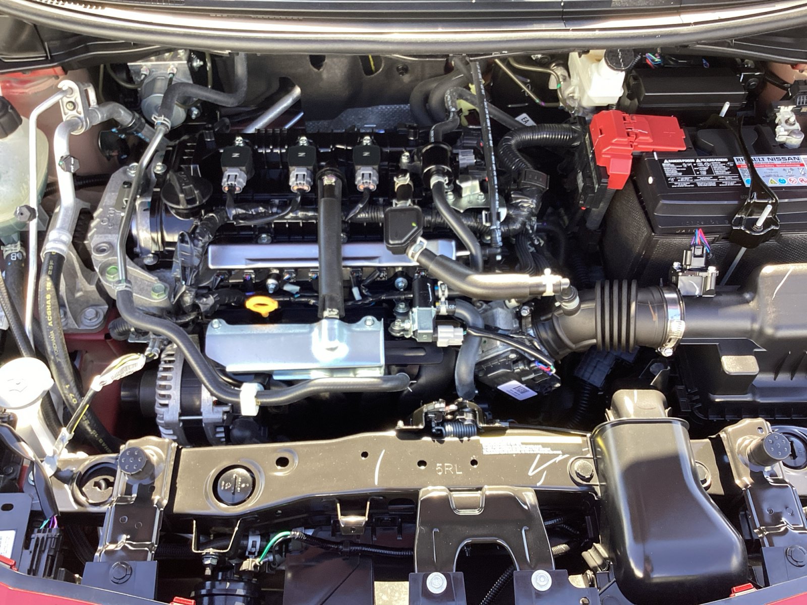 Used 2025 Nissan Versa SR w/ Trunk Package FWD image 32