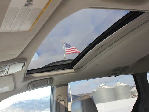 Used 2006 Toyota Sienna XLE image 26