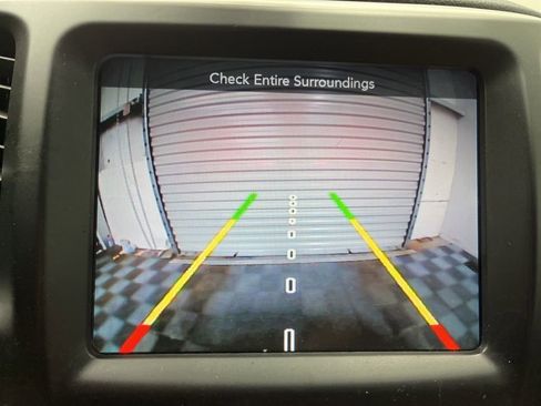 Used 2015 Jeep Cherokee Limited w/ Luxury Group FWD image 13
