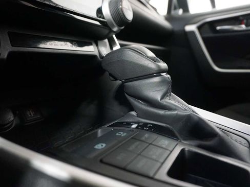 Used 2024 Toyota RAV4 XLE image 21