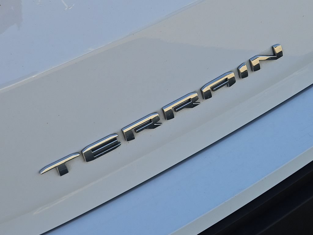 Used 2022 GMC Terrain SLE FWD image 11