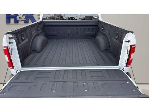 Used 2018 Ford F150 XLT w/ Equipment Group 301A Mid RWD image 11