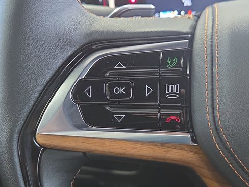 New 2025 Jeep Grand Cherokee L Summit image 28