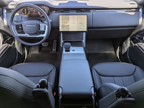New 2025 Land Rover Range Rover SE image 14
